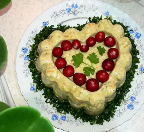 تزیین سالاد برای مهمانی