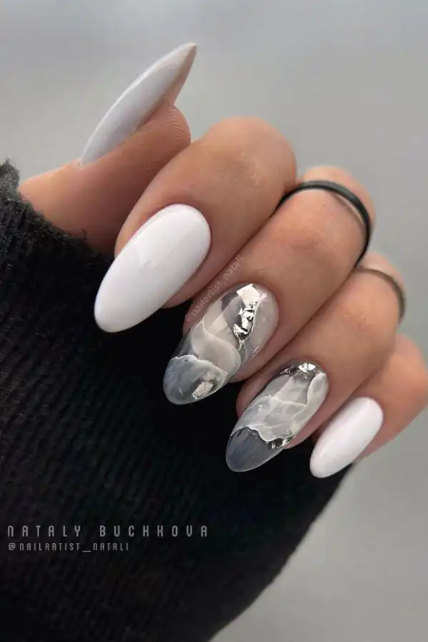 طراحی ناخن با لاک سفید