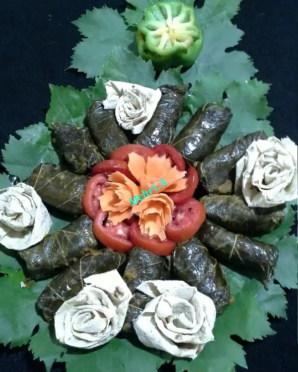 تزیین دلمه