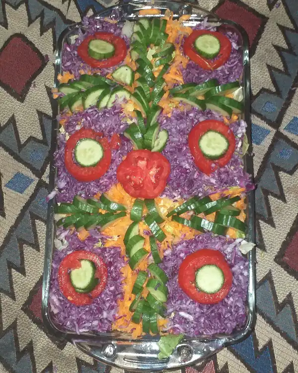 تزیین سالاد فصل برای مهمانی