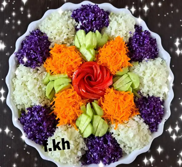 تزیین سالاد فصل برای مهمانی
