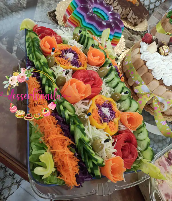تزیین سالاد کاهو مجلسی