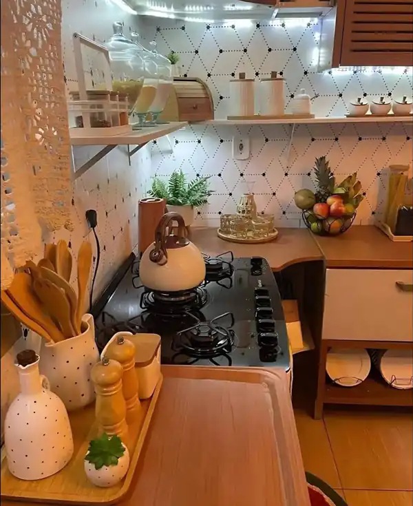 چیدمان آشپزخانه مرتب