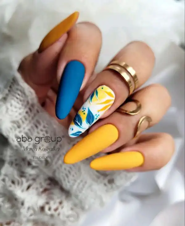 جدیدترین طراحی ناخن ۱۴۰۳