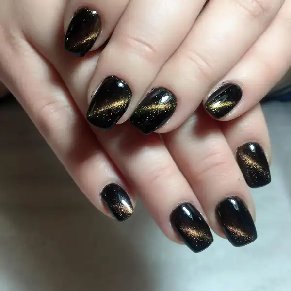 ناخن چشم گربه ای