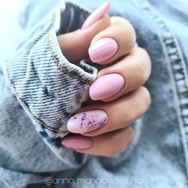 طراحی ناخن آبرنگی