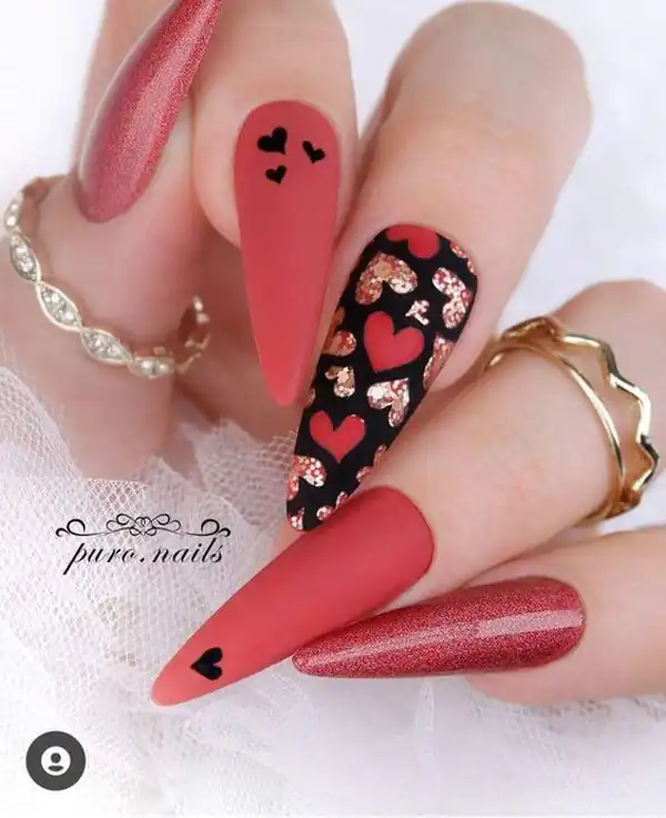 طراحی ناخن با قلب