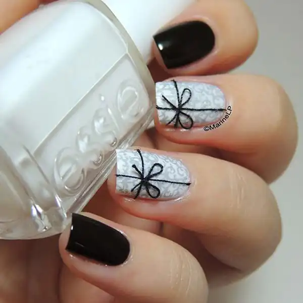 طراحی ناخن پاپیون