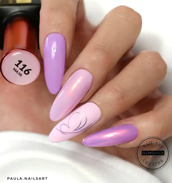 طراحی ناخن پروانه ای