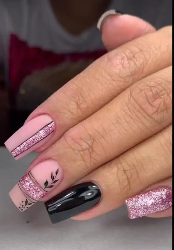 طراحی ناخن شیک و باکلاس