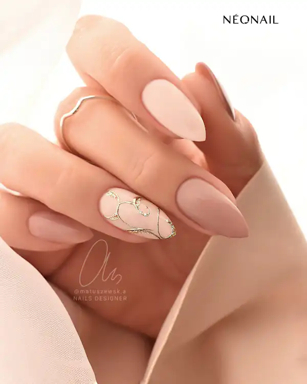 طراحی ناخن شیک و مجلسی
