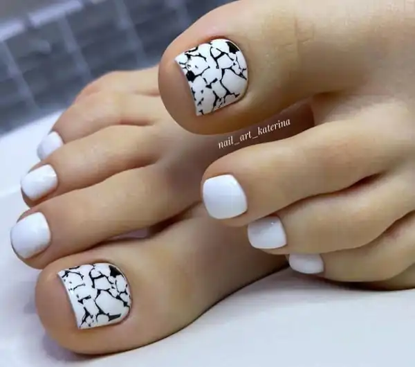 مدل طراحی ناخن پا