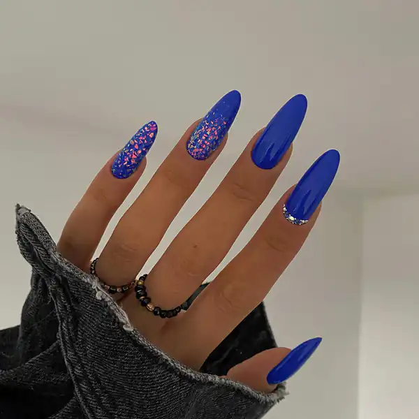 طراحی ناخن جدید بلند