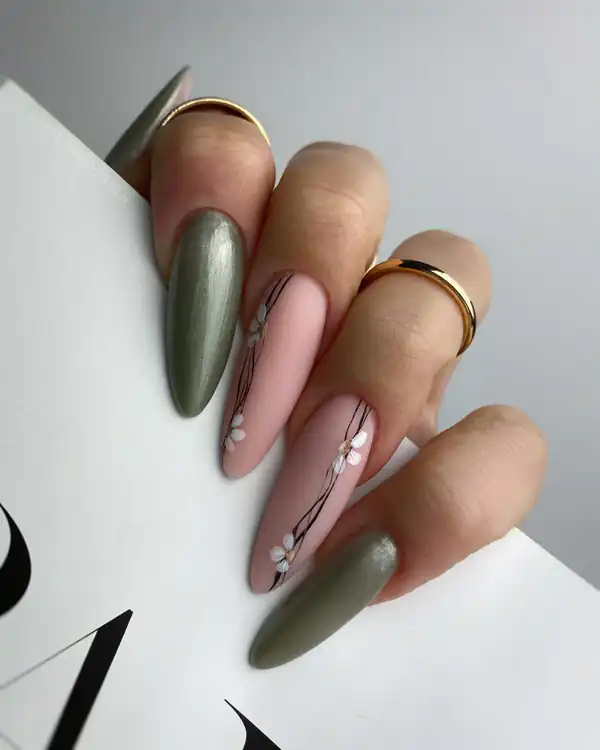 طراحی ناخن خطی