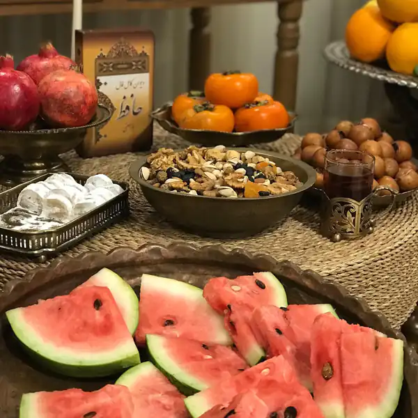 جدیدترین تزیین میز شب یلدا