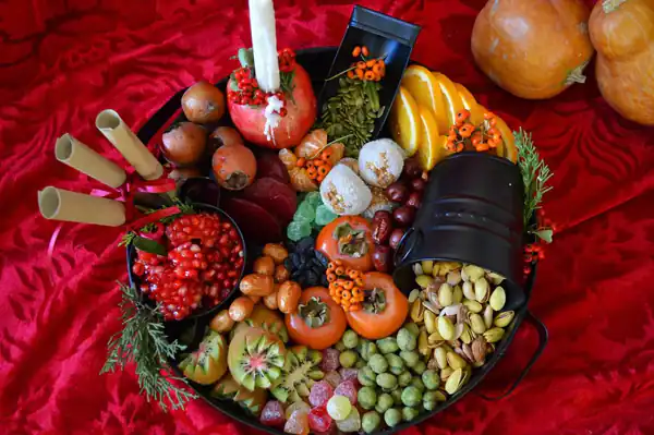 تزیین سینی شب یلدا