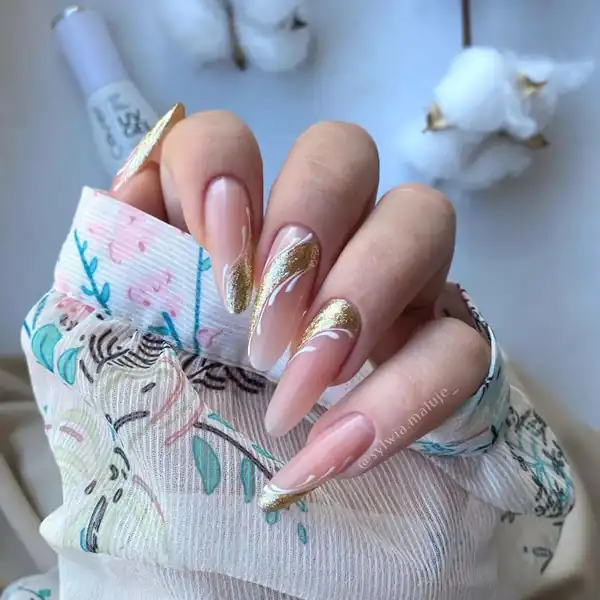 طراحی ناخن بلند دخترانه