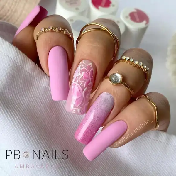 طراحی ناخن بلند دخترانه