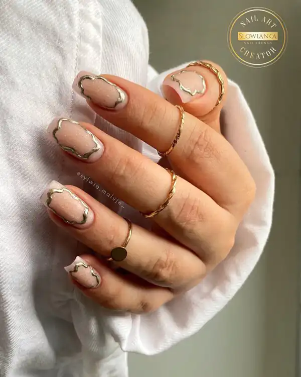 طراحی ناخن دخترانه شیک