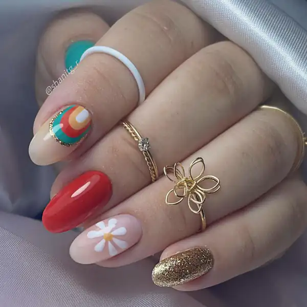 طراحی ناخن دخترانه شیک