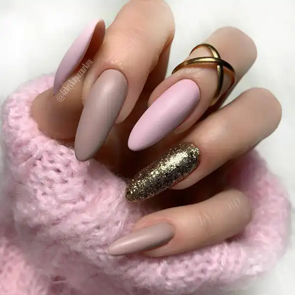 طراحی ناخن اکلیلی دخترانه
