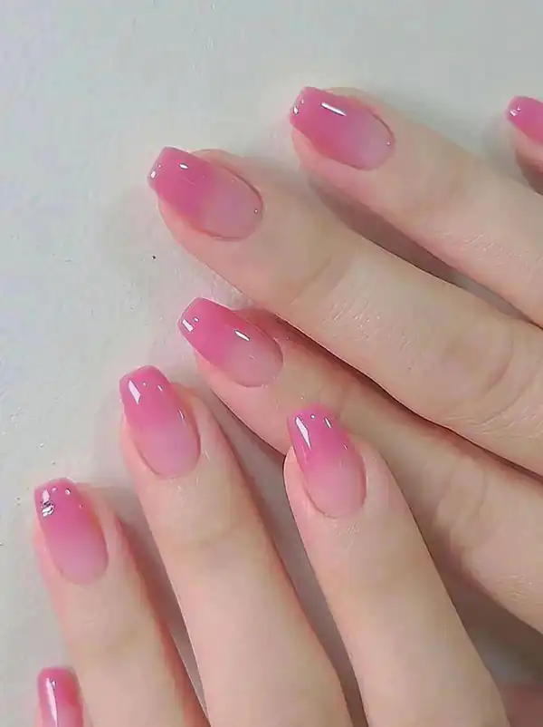 طراحی ناخن آمبره صورتی