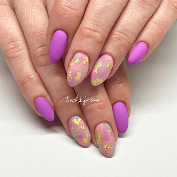 طراحی ناخن بنفش و یاسی