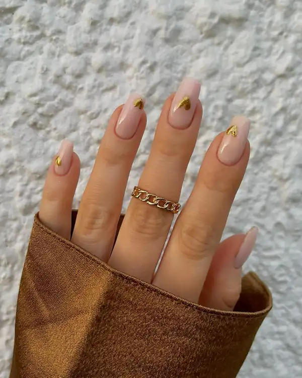طراحی ناخن به شکل قلب