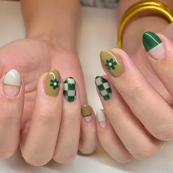 طراحی ناخن فانتزی اینستاگرام