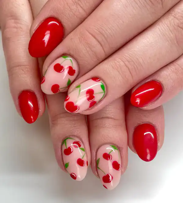 طراحی ناخن گیلاس