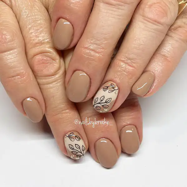 طراحی ناخن کوتاه شیک