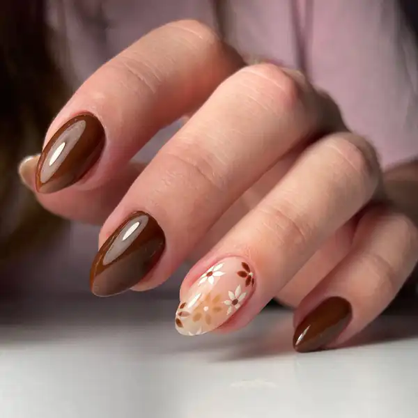 طراحی ناخن پاییزی دخترانه