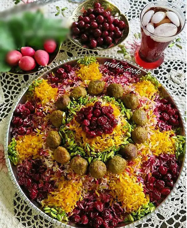 تزیین آلبالو پلو