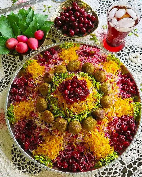 تزیین آلبالو پلو