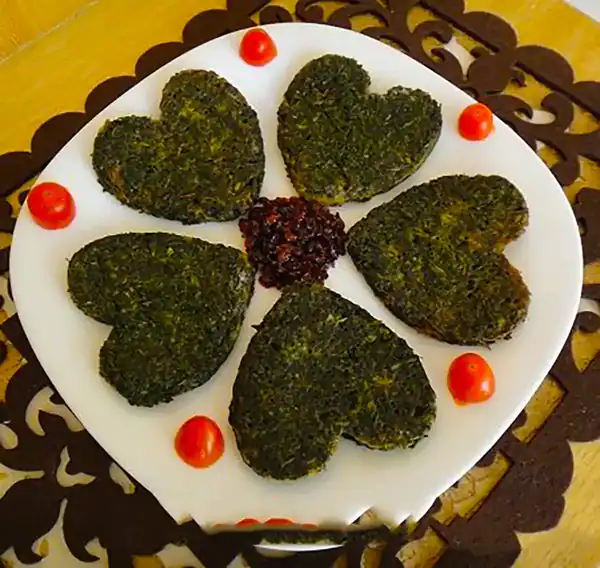 تزیین کوکو سبزی