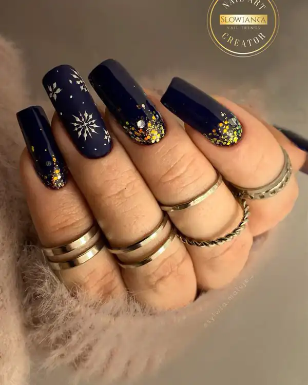 عکس طراحی ناخن زنانه