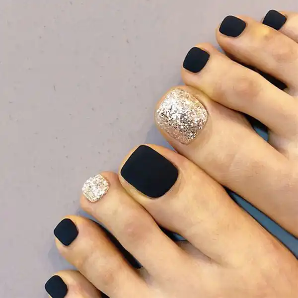 ایده طراحی ناخن پا