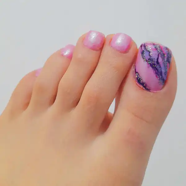 ایده طراحی ناخن پا