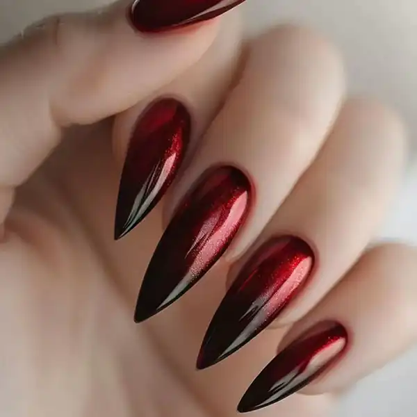 طراحی ناخن آمبره قرمز