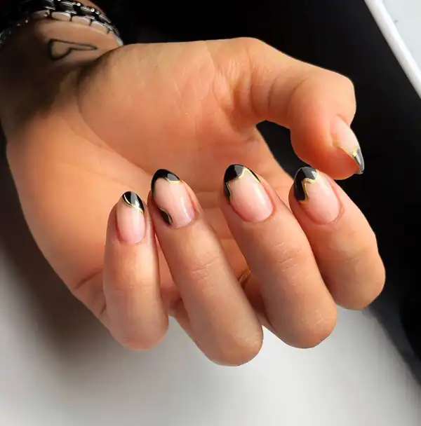 طراحی ناخن جدید کوتاه