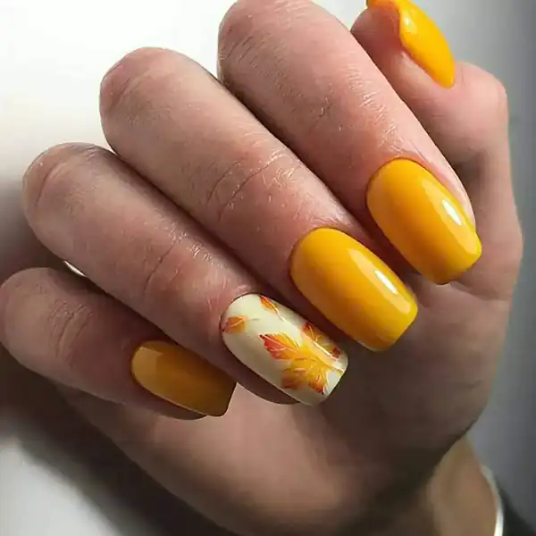 طراحی ناخن پاییزی برگ