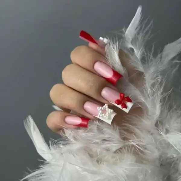 طراحی ناخن پاپیون برجسته