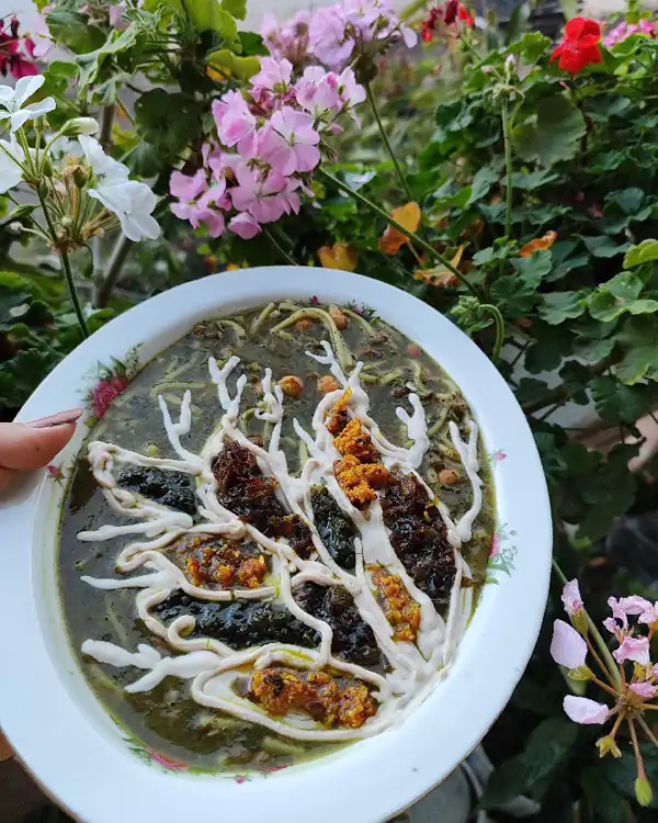 تزیین آش رشته ساده