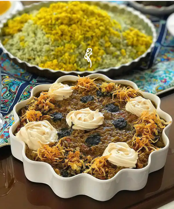 تزیین کشک بادمجان برای مهمانی