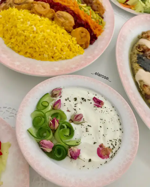 تزیین ماست و خیار