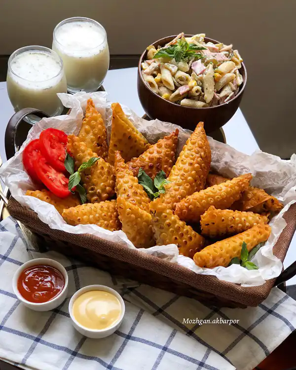 تزیین سمبوسه