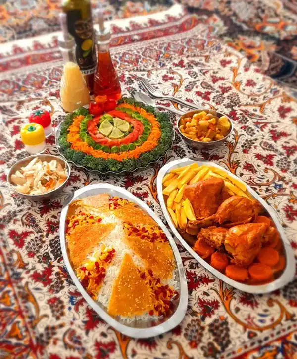 تزیین زرشک پلو با مرغ ساده
