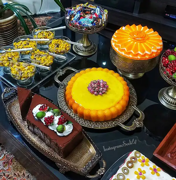 چیدمان میز عصرانه دوستانه