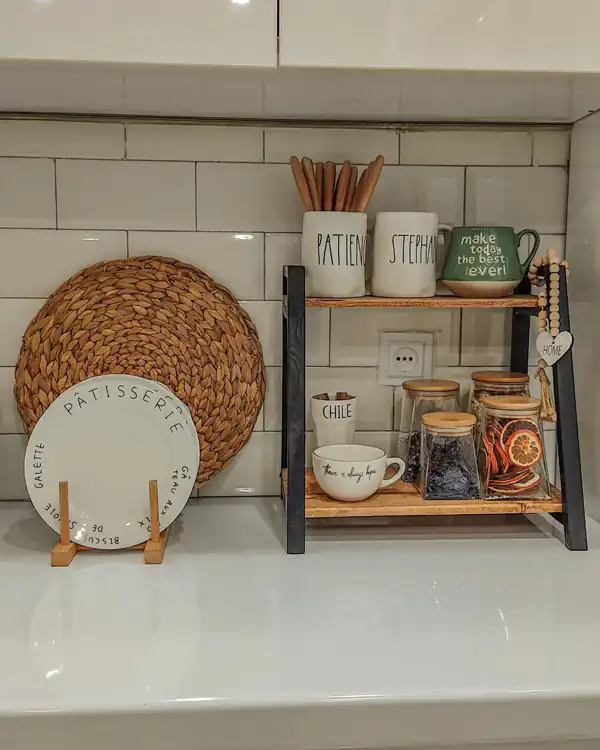 چیدمان روی کابینت آشپزخانه ایرانی