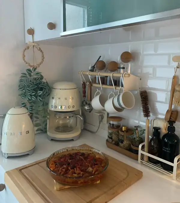چیدمان روی کابینت عروس
